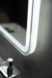 Зеркало BelBagno (800x30x600) с подсветкой и сенсорным выключателем SPC-MAR-600-800-LED-TCH