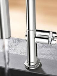 Смеситель Hansgrohe Talis M54 для кухни 210 вытяжной душ, поворотный излив 1jet sBox хром 72803000 — изображение 2