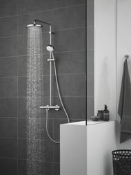 Душевая система Grohe Tempesta Cosmopolitan 27922001  термостат, лейка 100мм, верхний душ 210мм
