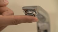 Смеситель Hansgrohe Metris 31087 для умывальника с высоким поворотным изливом, донным клапаном