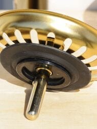   McAlpine (.  D-85)   -,  MRSKW5G