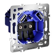 �������� ������� VOLTUM S70 � ����������� � ��������� �������� 16�, � USB A+C VLS0405M