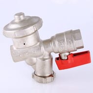 Кран 1/2"ВВ VALTEC КФРД универсальный, c фильтром и редуктором давления VT.300.N.04