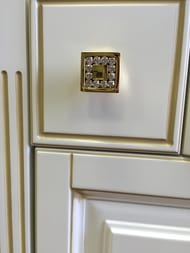 Тумба с раковиной Opadiris Лаура 100 (1000х940х540) белый мат./зол. пат.Z0000007090+10.210.01000.001