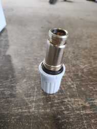 ������! �������� �������� Lemax Premium Valve Compact Universal ��� 33 200�600  157850