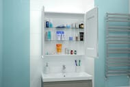 Зеркало-шкаф Континент ELLIOTT 1000х800 LED подсветка, датчик движения, розетка