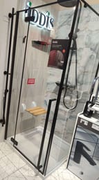 Уценка! Душевой уголок IDDIS Slide (900х900х1950) квадратный, черный, стекло прозр, алюм. профиль