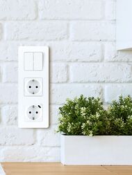  LEGRAND INSPIRIA 3   673950