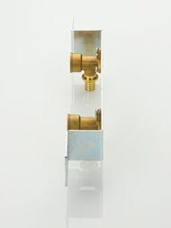 Водорозетка VALTEC аксиальная, 16(2,2)х1/2"В двойная на планке,латунь, VTm.424.G.001604