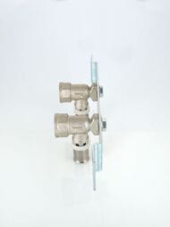 Пресс-водорозетка 2-ая на плоск. планке VALTEC 16х1/2"В VTm.224.N.001604