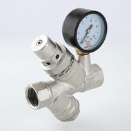 Редуктор давления VALTEC 3/4" с фильтром и манометром. VT.082.N.05