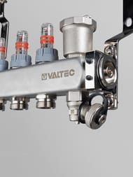 Коллекторная группа VALTEC  3 выхода, 1"х3/4" с расходомерами, нержавеющая сталь VTc.579.EMNX.0603