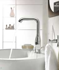 Смеситель Grohe Essence+ 32628001 для раковины, L-Size, хром