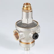 Редуктор давления VALTEC 1" регулируемый, мембранный 1-7 бар, VT.085.N.0607