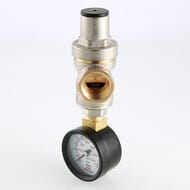 Редуктор давления VALTEC 1/2" поршневой с манометром 0,5-5,5 бар VT.088.N.0455