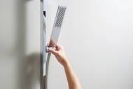 ������� ����� Hansgrohe Pulsify E 100 1jet EcoSmart+ � ������� ������� 900��, ���� 24381000